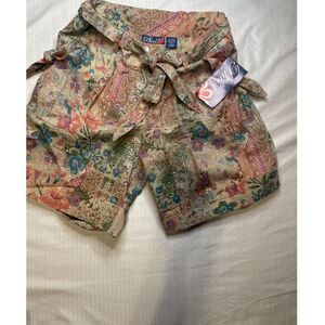 Vintage high-waisted floral patchwork shorts